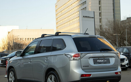 Mitsubishi Outlander III рестайлинг 3, 2014 год, 1 188 000 рублей, 5 фотография