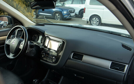 Mitsubishi Outlander III рестайлинг 3, 2014 год, 1 188 000 рублей, 7 фотография