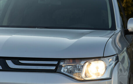 Mitsubishi Outlander III рестайлинг 3, 2014 год, 1 188 000 рублей, 23 фотография