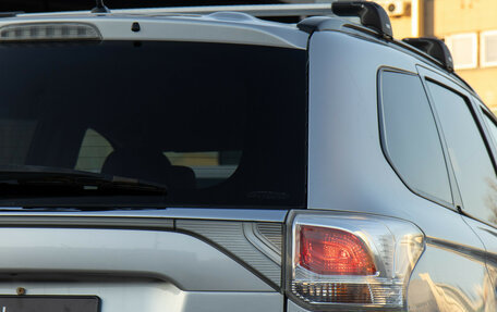 Mitsubishi Outlander III рестайлинг 3, 2014 год, 1 188 000 рублей, 25 фотография