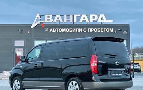 Hyundai Grand Starex Grand Starex I рестайлинг 2, 2014 год, 2 100 000 рублей, 3 фотография