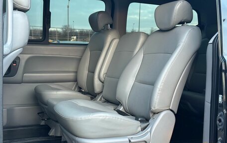 Hyundai Grand Starex Grand Starex I рестайлинг 2, 2014 год, 2 100 000 рублей, 20 фотография