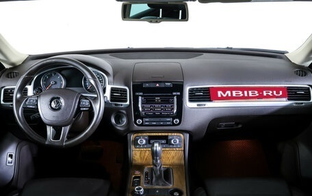 Volkswagen Touareg III, 2014 год, 2 990 000 рублей, 13 фотография