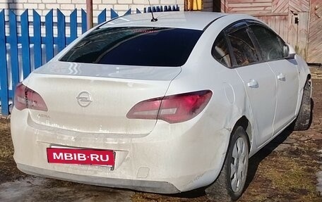 Opel Astra J, 2012 год, 530 000 рублей, 5 фотография