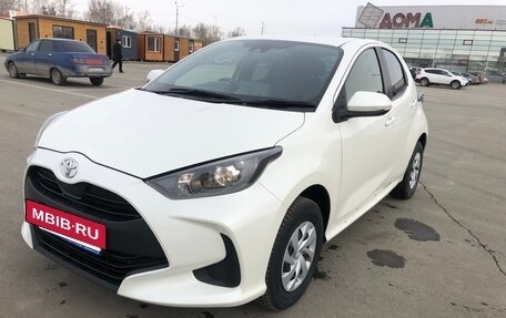 Toyota Yaris, 2020 год, 1 350 000 рублей, 6 фотография