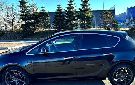 Opel Astra J, 2013 год, 900 000 рублей, 7 фотография