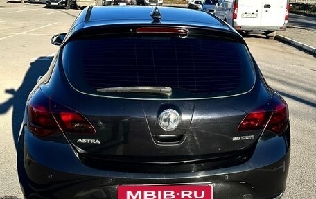 Opel Astra J, 2013 год, 900 000 рублей, 10 фотография