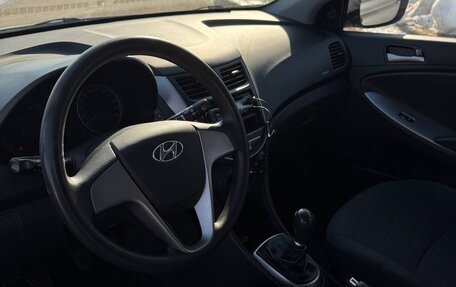 Hyundai Solaris II рестайлинг, 2016 год, 875 000 рублей, 6 фотография