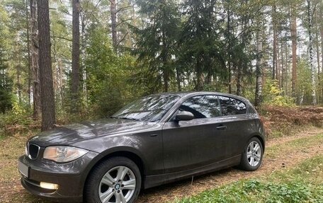 BMW 1 серия, 2007 год, 620 000 рублей, 5 фотография