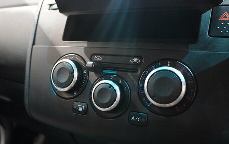 Nissan Tiida, 2005 год, 399 000 рублей, 20 фотография