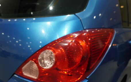 Nissan Tiida, 2005 год, 399 000 рублей, 23 фотография