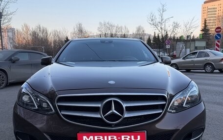 Mercedes-Benz E-Класс, 2013 год, 2 300 000 рублей, 1 фотография