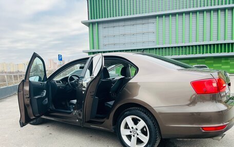 Volkswagen Jetta VI, 2012 год, 985 000 рублей, 3 фотография