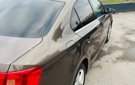 Volkswagen Jetta VI, 2012 год, 985 000 рублей, 4 фотография