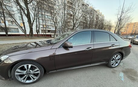 Mercedes-Benz E-Класс, 2013 год, 2 300 000 рублей, 4 фотография