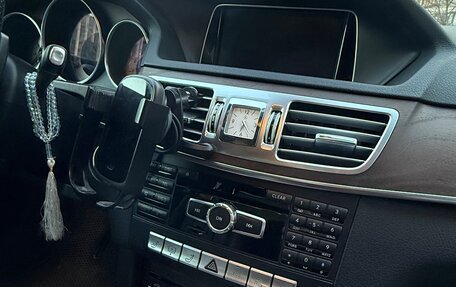 Mercedes-Benz E-Класс, 2013 год, 2 300 000 рублей, 8 фотография