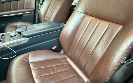 Mercedes-Benz E-Класс, 2013 год, 2 300 000 рублей, 23 фотография