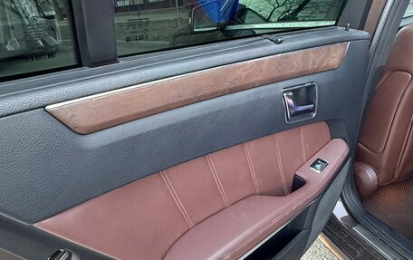 Mercedes-Benz E-Класс, 2013 год, 2 300 000 рублей, 25 фотография