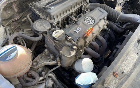 Volkswagen Polo VI (EU Market), 2011 год, 650 000 рублей, 14 фотография