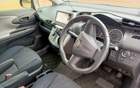 Toyota Wish II, 2010 год, 1 650 000 рублей, 10 фотография