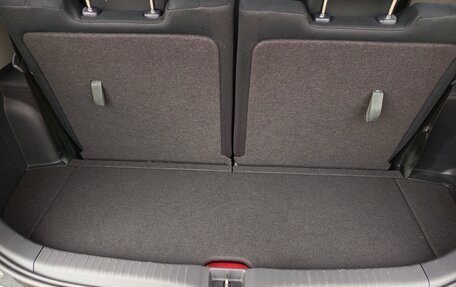 Toyota Wish II, 2010 год, 1 650 000 рублей, 27 фотография