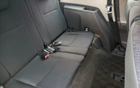 Toyota Wish II, 2010 год, 1 650 000 рублей, 23 фотография