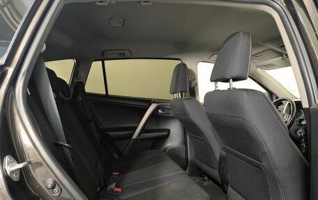 Toyota RAV4, 2015 год, 2 220 000 рублей, 10 фотография