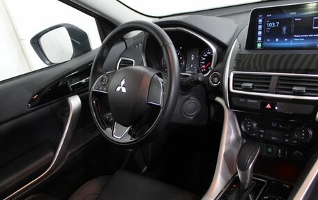 Mitsubishi Eclipse Cross, 2022 год, 2 480 000 рублей, 8 фотография