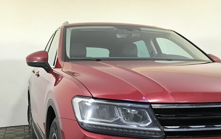 Volkswagen Tiguan II, 2018 год, 2 240 000 рублей, 13 фотография