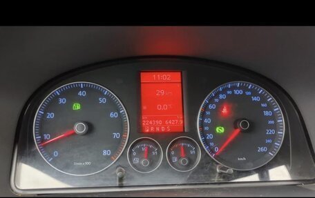 Volkswagen Touran III, 2010 год, 580 000 рублей, 9 фотография