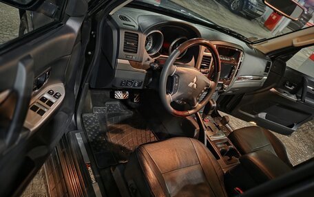 Mitsubishi Pajero IV, 2018 год, 3 850 000 рублей, 12 фотография