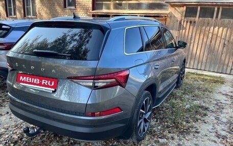 Skoda Kodiaq I, 2022 год, 4 000 000 рублей, 8 фотография