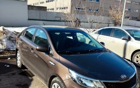KIA Rio III рестайлинг, 2016 год, 900 000 рублей, 2 фотография
