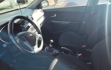 KIA Rio III рестайлинг, 2016 год, 900 000 рублей, 7 фотография