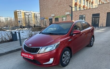 KIA Rio III рестайлинг, 2013 год, 645 000 рублей, 2 фотография