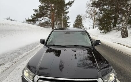 Toyota Land Cruiser 200, 2011 год, 2 400 000 рублей, 5 фотография