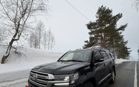 Toyota Land Cruiser 200, 2011 год, 2 400 000 рублей, 4 фотография