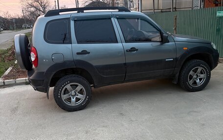 Chevrolet Niva I рестайлинг, 2010 год, 520 000 рублей, 5 фотография