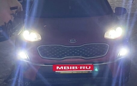 KIA Sportage IV рестайлинг, 2020 год, 2 200 000 рублей, 4 фотография