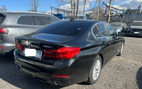 BMW 5 серия, 2018 год, 2 600 000 рублей, 2 фотография
