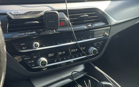 BMW 5 серия, 2018 год, 2 600 000 рублей, 7 фотография