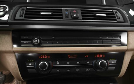 BMW 5 серия, 2015 год, 1 964 000 рублей, 16 фотография