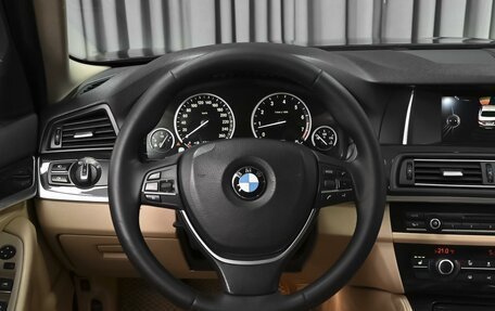 BMW 5 серия, 2015 год, 1 964 000 рублей, 13 фотография