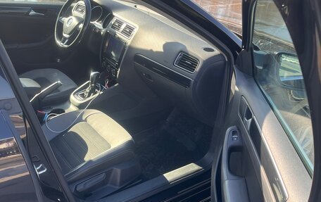 Volkswagen Jetta VI, 2015 год, 1 350 000 рублей, 15 фотография