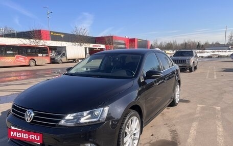 Volkswagen Jetta VI, 2015 год, 1 350 000 рублей, 18 фотография