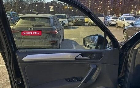 Volkswagen Tiguan II, 2020 год, 2 400 000 рублей, 9 фотография