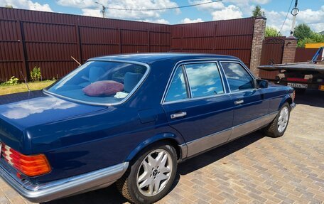 Mercedes-Benz S-Класс, 1984 год, 1 150 000 рублей, 2 фотография