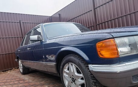 Mercedes-Benz S-Класс, 1984 год, 1 150 000 рублей, 5 фотография