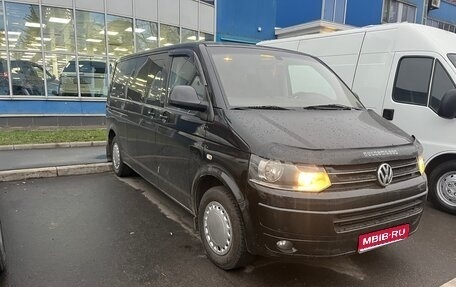 Volkswagen Caravelle T5, 2011 год, 1 600 000 рублей, 1 фотография