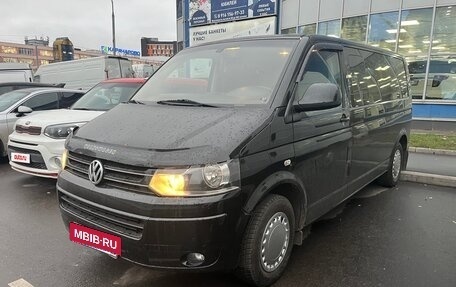 Volkswagen Caravelle T5, 2011 год, 1 600 000 рублей, 3 фотография